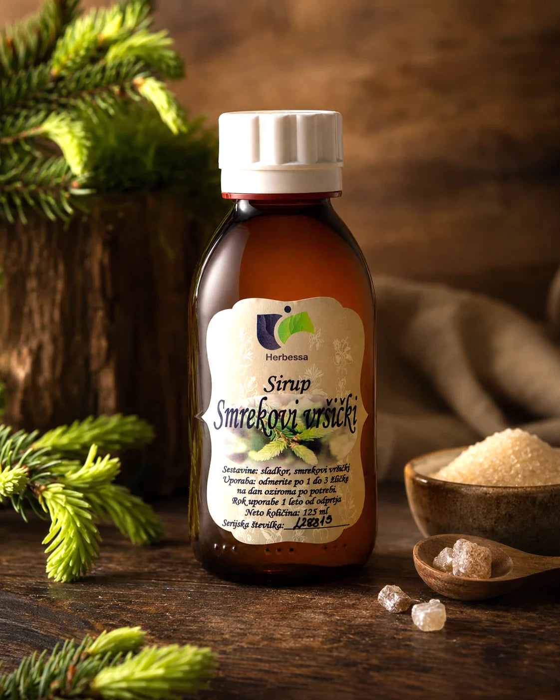 Sirup iz smrekovih vršičkov (sladkor) - že v starih časih so zdravilci vedeli, da so smrekovi vršički sestavina, ki nikakor ne sme manjkati v domači lekarni. Zakaj? Zato, ker že od nekdaj veljajo za enega izmed najboljših naravnih zdravil, ki uspešno zdravi prehlad in kašelj. Sirup, ki so ga poznale že naše babice!